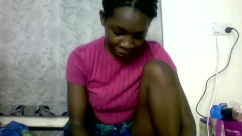 Snapshot of afronubians_ chatting on February 7, 2025, 4:59 am pink and josphen online show from February 7, 2025, 4:59 am