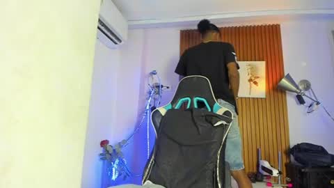 Snapshot of afrowayuu chatting on June 12, 2026, 5:56 pm afrowayuu online show from June 12, 2026, 5:56 pm