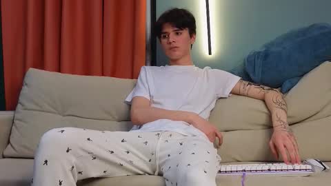 Mark online show from March 13, 2026, 4:02 pm