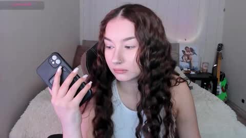 Eva online show from October 20, 2025, 5:19 am