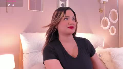 Snapshot of agata_laurent_ chatting on June 12, 2026, 2:49 pm Agata Lauret online show from June 12, 2026, 2:49 pm