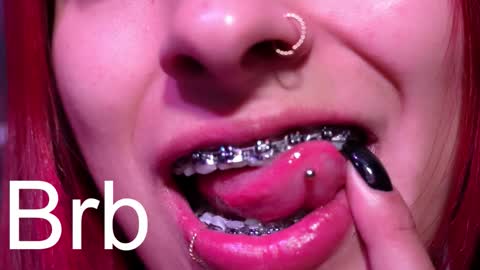 Agata Collinss online show from October 12, 2025, 12:09 am