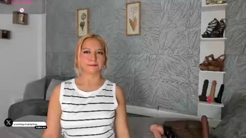 Snapshot of agatadelphine_mr chatting on July 2, 2026, 2:45 pm Agatadelphine online show from July 2, 2026, 2:45 pm