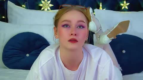 AgataFoxley online show from December 20, 2025, 6:31 am