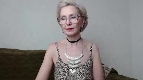 Agatha online show from February 8, 2025, 2:27 pm