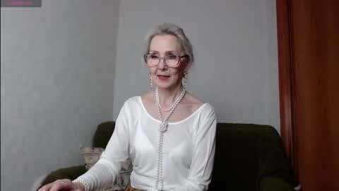 Agatha online show from December 17, 2025, 2:56 pm