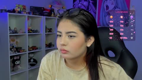 Cat online show from December 5, 2024, 7:05 am