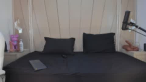 Agatha Steel online show from February 26, 2026, 7:24 pm