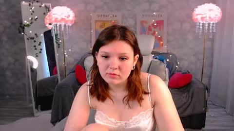 agathaagnia online show from May 13, 2026, 8:12 am