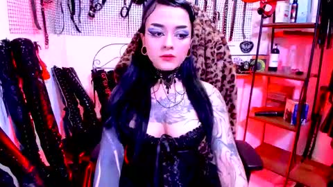 Agatha Fox online show from October 14, 2025, 9:15 pm