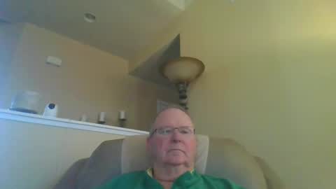 Snapshot of agedscotch chatting on January 9, 2025, 4:17 pm agedscotch online show from January 9, 2025, 4:17 pm