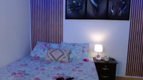 aghata walkerl online show from March 19, 2026, 9:46 am