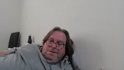 Agias online show from March 11, 2025, 11:33 am