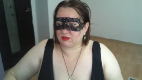 AgilaMipo online show from August 3, 2026, 3:38 am