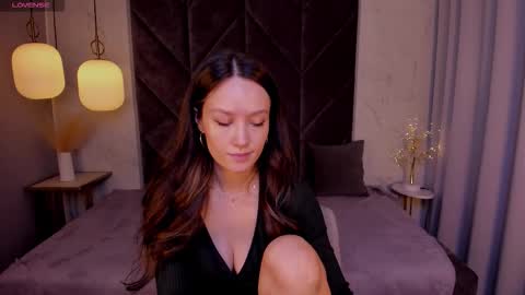 Agnes online show from October 29, 2025, 10:06 am