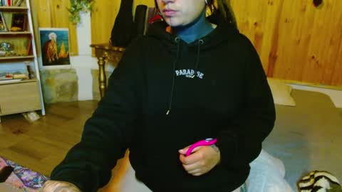 Snapshot of agness_6 chatting on June 10, 2026, 1:17 am Agness online show from June 10, 2026, 1:17 am