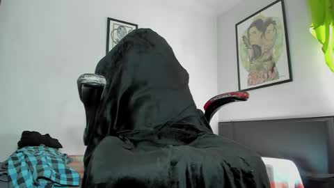 Snapshot of aguslover chatting on May 30, 2026, 8:06 pm Agustin online show from May 30, 2026, 8:06 pm