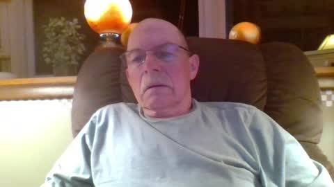 aguynrkfrd online show from June 27, 2026, 9:03 am