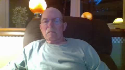 aguynrkfrd online show from June 28, 2026, 9:37 am