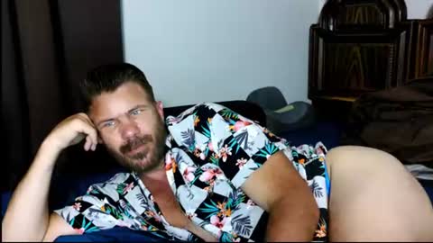 Snapshot of ahardman10 chatting on July 18, 2026, 10:02 pm Blue Eyed Handsome Man online show from July 18, 2026, 10:02 pm
