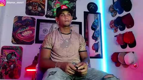 Snapshot of aharon_sexo1 chatting on January 1, 2025, 6:47 am Aharon Zamora online show from January 1, 2025, 6:47 am