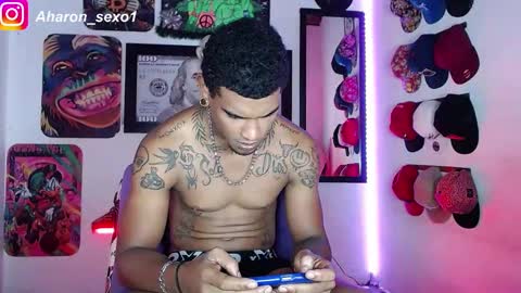 Snapshot of aharon_sexo1 chatting on January 7, 2025, 11:56 pm Aharon Zamora online show from January 7, 2025, 11:56 pm