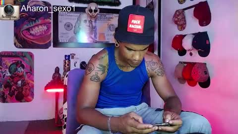 Snapshot of aharon_sexo1 chatting on January 26, 2025, 10:57 pm Aharon Zamora online show from January 26, 2025, 10:57 pm