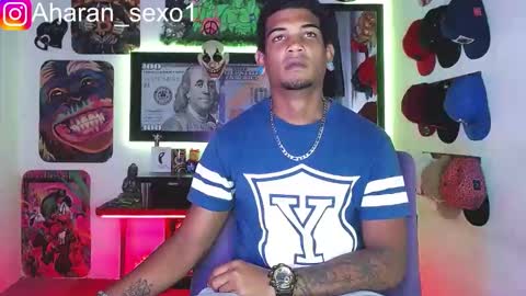 Snapshot of aharon_sexo1 chatting on February 16, 2025, 3:37 am Aharon Zamora online show from February 16, 2025, 3:37 am