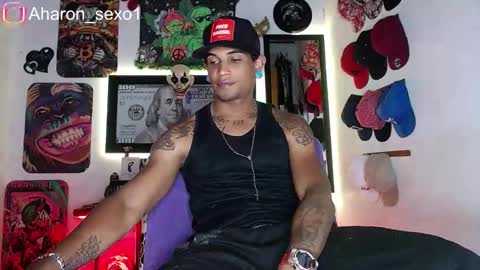 Snapshot of aharon_sexo1 chatting on February 26, 2025, 3:53 am Aharon Zamora online show from February 26, 2025, 3:53 am