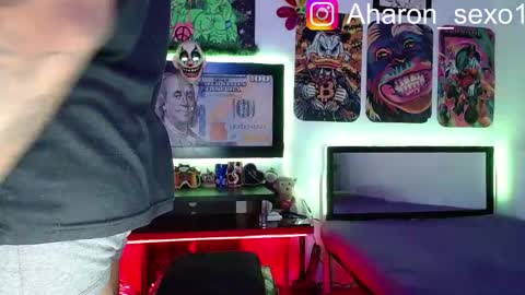 Snapshot of aharon_sexo1 chatting on March 9, 2025, 11:56 pm Aharon Zamora online show from March 9, 2025, 11:56 pm