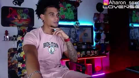 Snapshot of aharon_sexo1 chatting on October 17, 2025, 7:33 am Aharon Zamora online show from October 17, 2025, 7:33 am