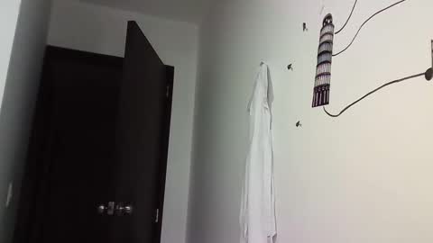 ahntony  69 online show from December 12, 2024, 3:54 am