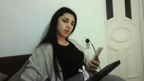 Selena online show from January 23, 2025, 1:02 pm