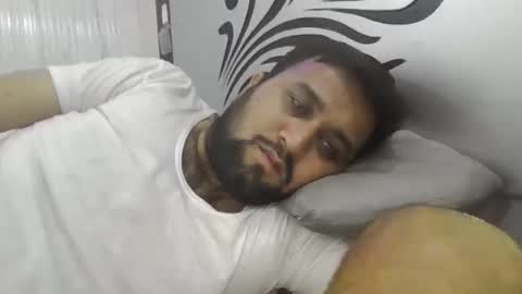 ahtisham118 online show from November 6, 2025, 12:11 am