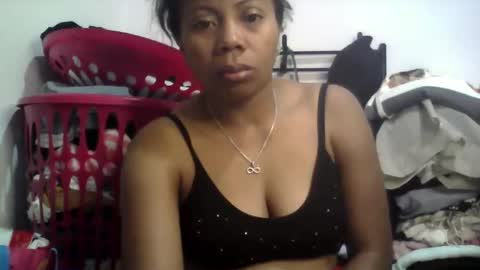 Aicha boobs online show from May 15, 2026, 11:12 pm