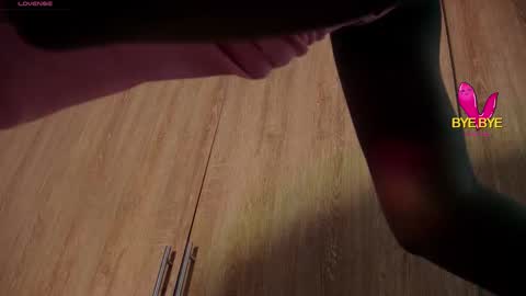 Aida  online show from December 15, 2025, 11:03 am