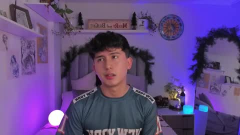 A H  online show from November 27, 2025, 12:02 am