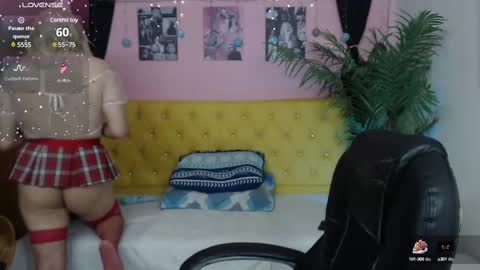 Snapshot of aidan_twink chatting on February 20, 2025, 10:48 pm AIDAN online show from February 20, 2025, 10:48 pm