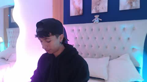 Aiden online show from April 3, 2026, 12:47 pm