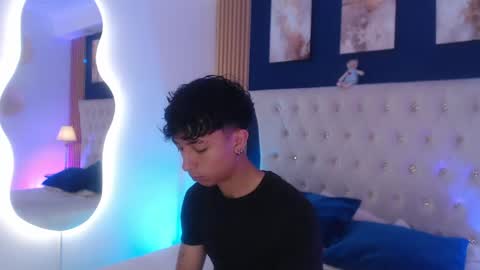 Aiden online show from April 14, 2026, 1:06 pm