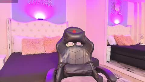 aiden_royce online show from September 22, 2025, 4:47 am