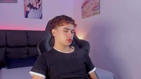 Aiden  online show from October 24, 2025, 12:12 pm