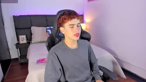 Aiden  online show from November 26, 2025, 12:50 pm