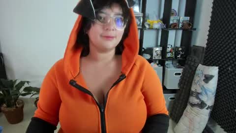 Catalina online show from March 3, 2025, 3:09 pm