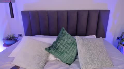 ailanacortes online show from November 28, 2025, 11:57 am