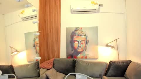 Alisson online show from October 21, 2025, 7:36 pm