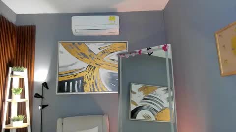 Alisson online show from February 26, 2026, 7:35 pm