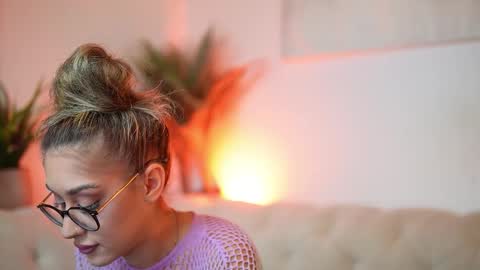  Aileen  online show from October 7, 2025, 6:27 pm