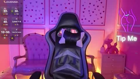 ailen online show from October 3, 2025, 2:52 am