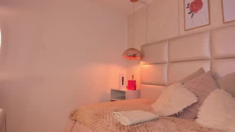 Aily Yozuko online show from September 10, 2025, 2:44 am